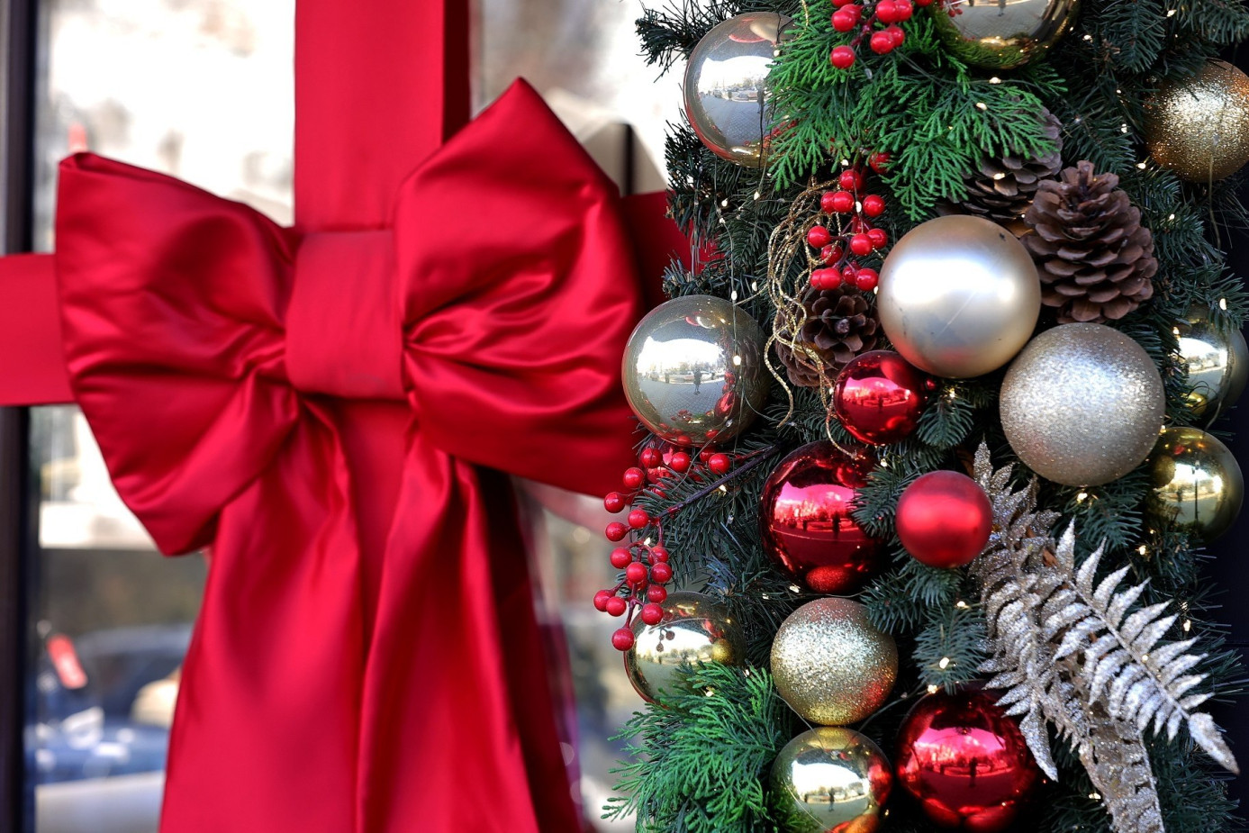 Праздник приближается: как Симферополь готовится к Новому году