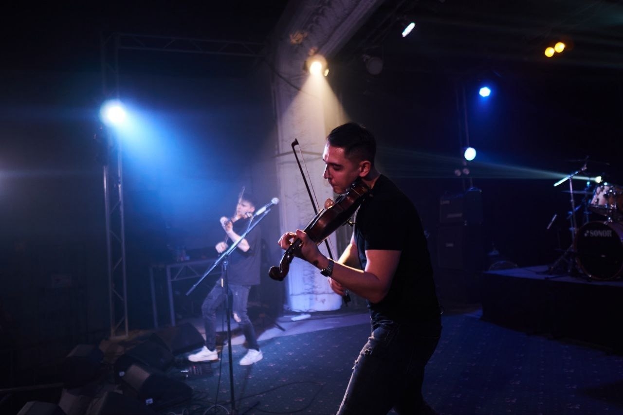 Симфо-рок на скрипках. Мировые хиты.