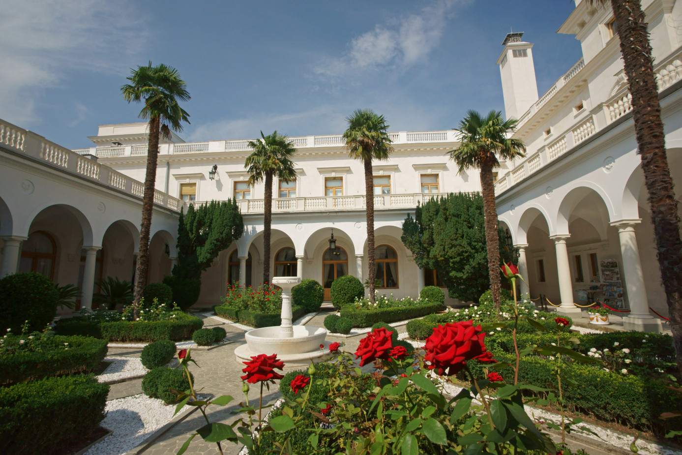 Diplomacy of a new world